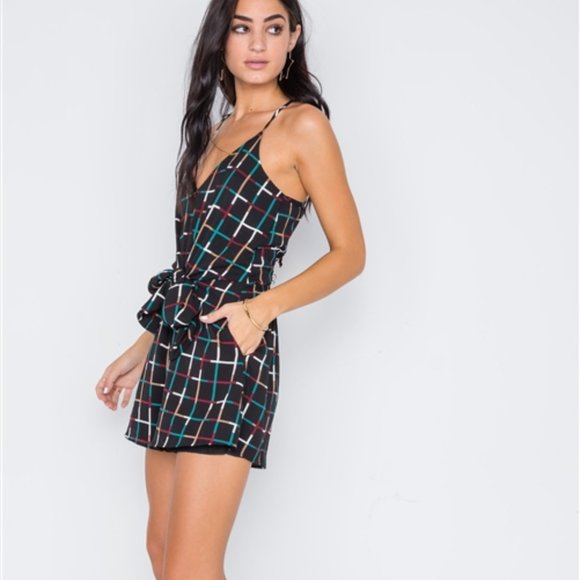 Cami Strap Geometric Print Romper- black - Picture 3 of 5